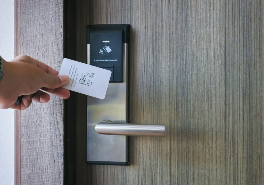 smart door looks
