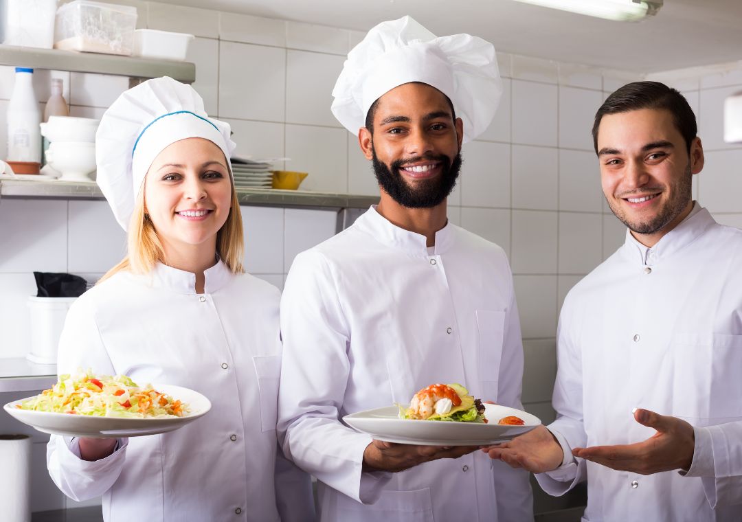 tugas dan tanggung jawab crew reastaurant