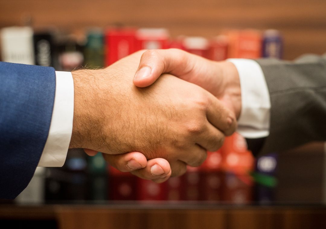 Pranata Komputer ahli pertama