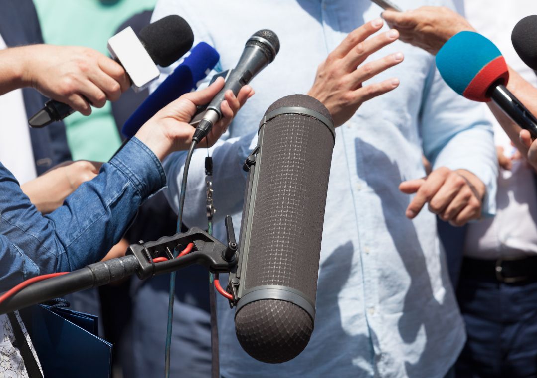 Staf Public Relation